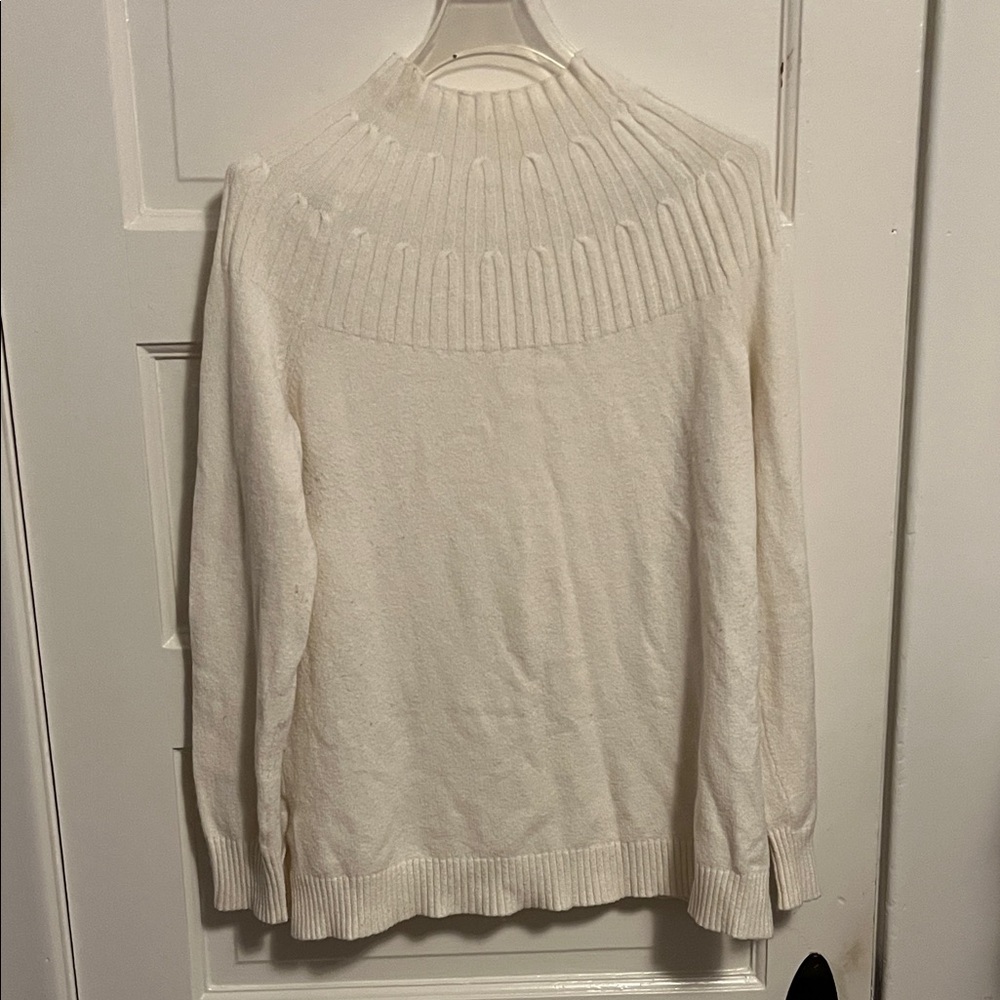5 for $25! Anthropologie Knit Top